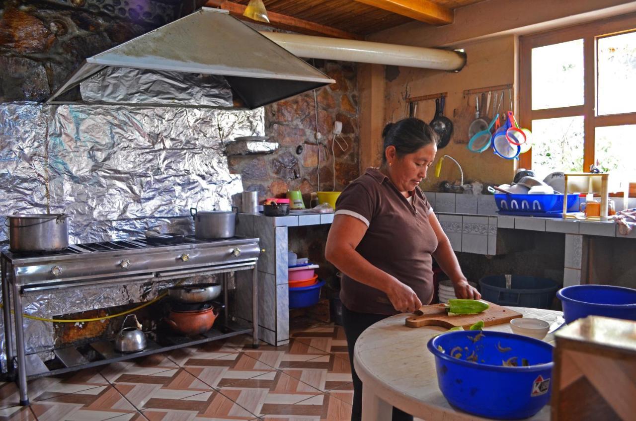Hostal Dona Clarita & Vegetarian Food Chugchilán 外观 照片